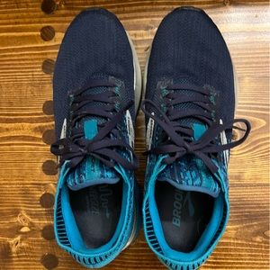 Brooks energize richichet size 8 navy and teal